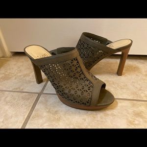 Impo heels